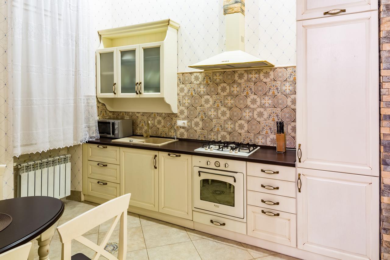 Фредра, 6 Lviv Exteriör bild
