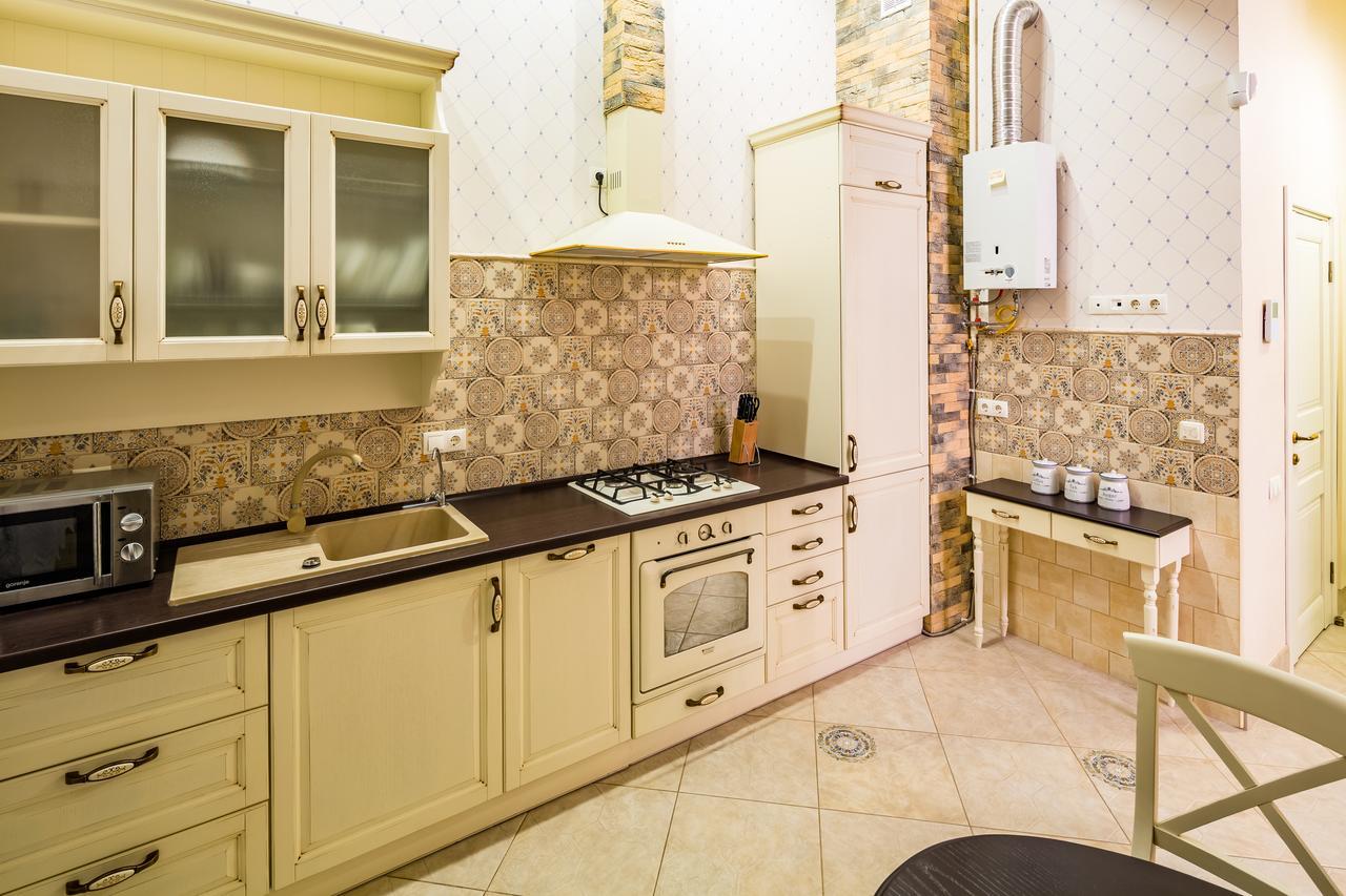 Фредра, 6 Lviv Exteriör bild